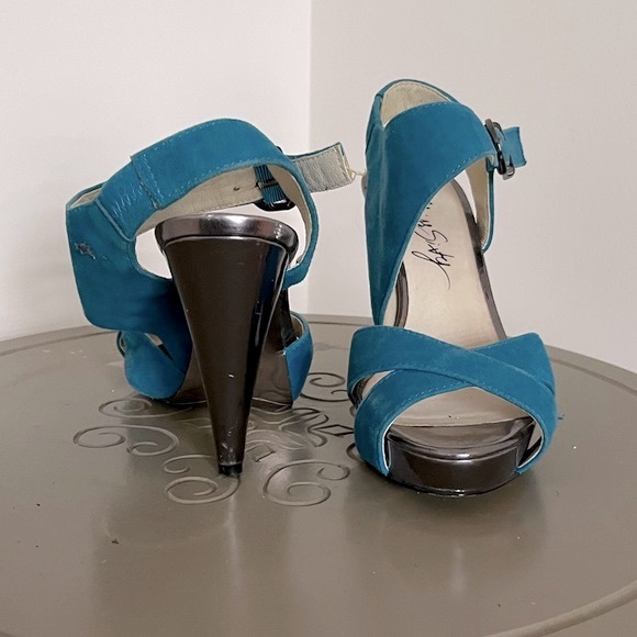 Miss Sixty Teal suede peep toe sandals. Size 37. Great condition - Picture 3 of 4